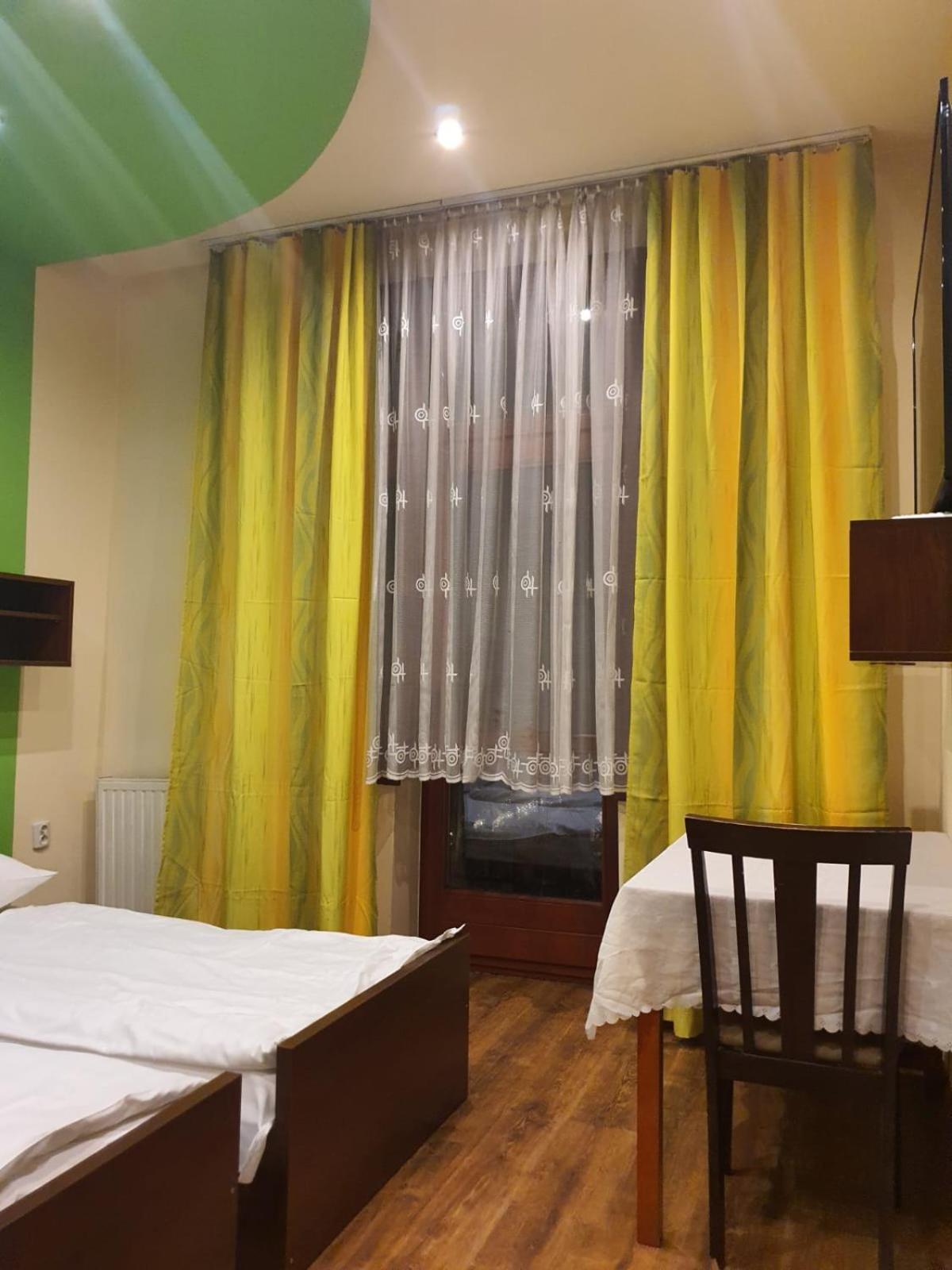 Apartamenty Krupowki Zakopane Pokoj fotografie